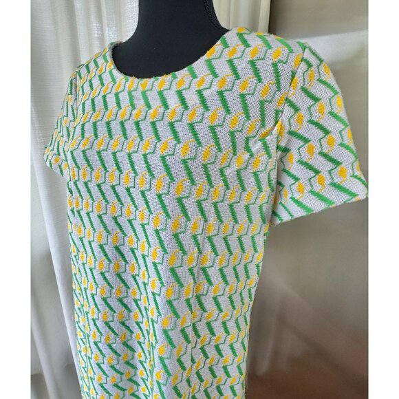 Vintage 60s dress, white, yellow, green zigzag, Mod textured knit - Picture 2 of 10
